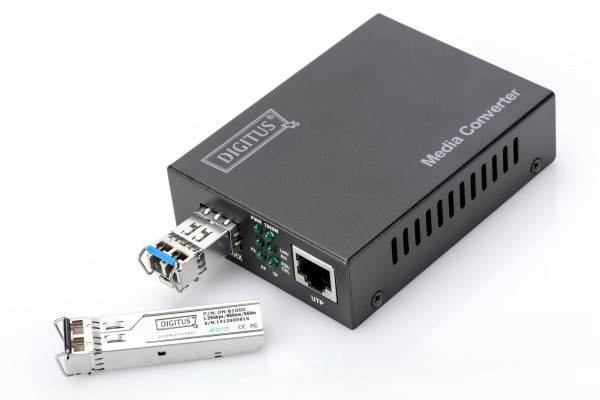 DIGITUS 10 Gigabit Medienkonverter RJ45/SFP